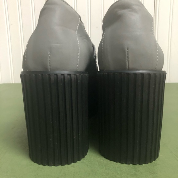 UNIF EDGE Platform Reflective Mega-High Vegan Shoe - Picture 3 of 6